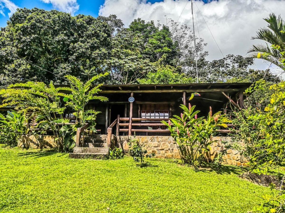 Cabanas Montanas Del Tenorio Rio Celeste المظهر الخارجي الصورة